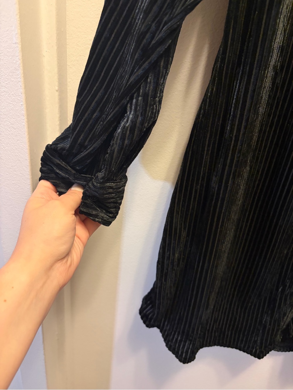 Fashion Nova Black Ribbed Velvet Shirt Dress Women's XL Long Sleeve - Picture 6 of 9